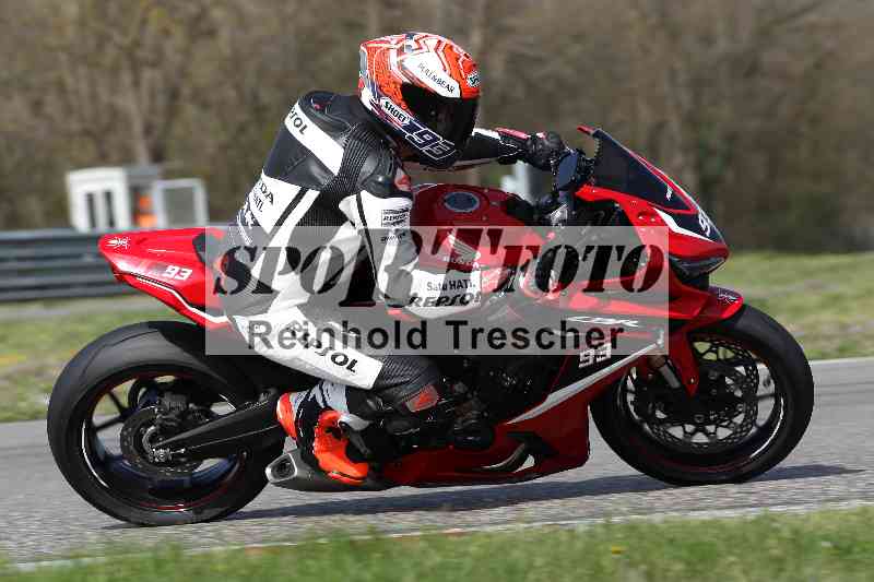 /Archiv-2023/06 10.04.2023 Moto Club Anneau du Rhin/Blanc-Novice/93